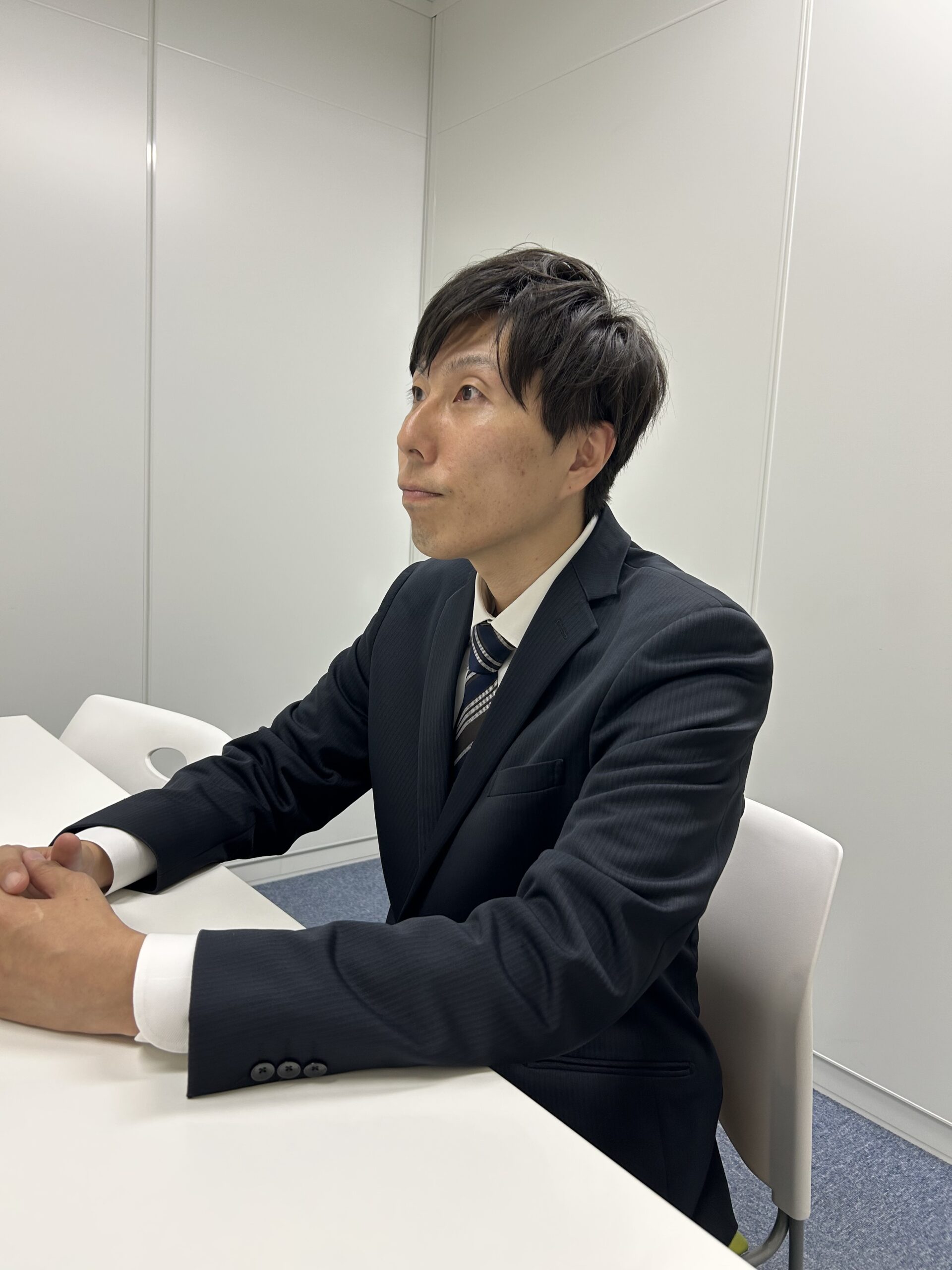 インタビュー